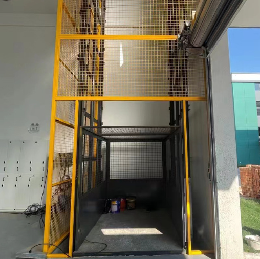 铁岭导轨式升降机助力物流园破解运输难题