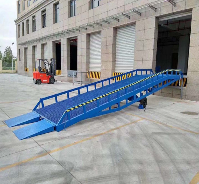 铁岭移动式登车桥装卸